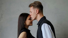 Голкипер сборной Сафонов выйдет на матч с датчанами с супермотивацией. У него родилась дочь