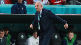 Черчесова можно принести в жертву. Но будет ли от этого толк?