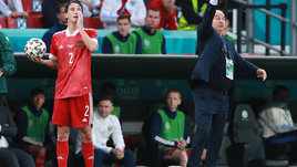 «Поблагодарил футболистов за игру, они были к ней готовы». Пресс-конференция Черчесова