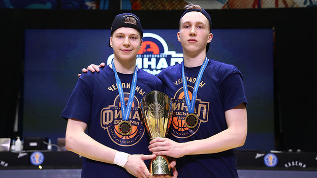 Антон Карданахишвили (слева). Фото ПБК ЦСКА Антон Карданахишвили (слева). Фото ПБК ЦСКА