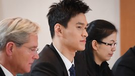 Сунь Яну скостили дисквалификацию. Но он все равно не поедет в Токио