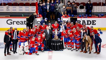 25 июня. «Монреаль» — «Вегас» — 3:2 ОТ. Победителям вручили кубок.