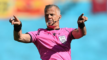 Столько пенальти не назначалось еще никогда: судьи зашли на вечный рекорд