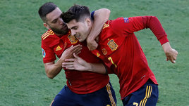 Над Испанией многие смеялись после группового этапа. Но она гораздо сильнее, чем кажется на первый взгляд