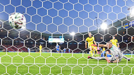 «Украина всегда ждет последней минуты». Как в Европе отреагировали на победу команды Шевченко