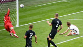 Наказание за три года ничегонеделания и бездарную работу. В Германии раскритиковали сборную за вылет в 1/8 финала Евро