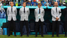 Легенда «Ромы», лучший друг и экс-банкир с 4830 вариантами розыгрыша стандартов. Кто помогает Манчини вести Италию к победе на Евро