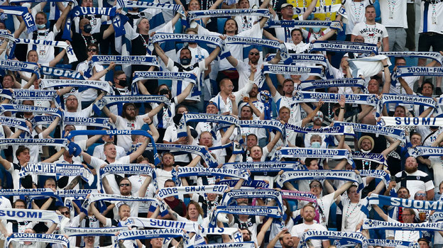 Финнские болельщики на матче Финляндия — Бельгия. Фото Дарья Исаева, «СЭ» / Canon EOS-1D X Mark II Финнские болельщики на матче Финляндия — Бельгия. Фото Дарья Исаева, «СЭ» / Canon EOS-1D X Mark II