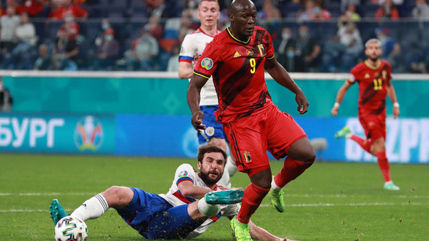 Бельгия — Россия. Георгий Джикия и Ромело Лукаку. Фото Александр Федоров, «СЭ» / Canon EOS-1D X Mark II Бельгия — Россия. Георгий Джикия и Ромело Лукаку. Фото Александр Федоров, «СЭ» / Canon EOS-1D X Mark II