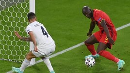 Италия вышла в полуфинал Евро, потеряв Спинаццолу. Он лучший в сборной и спас команду от гола Лукаку