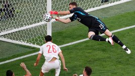 Четыре дня назад над ним все смеялись, а сейчас он вытащил Испанию в полуфинал Евро. И проявил благородство