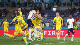«Герои сегодня играли не в желтой форме». Как на Украине оценили вылет с Евро-2020