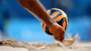 Пляжный футбол.