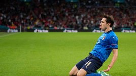 Кьеза начал Евро на скамейке, но стал героем сборной Италии. Финал — его шанс превзойти отца