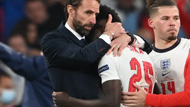 Саутгейт сам себя зарыл. Его замены «под пенальти» лишили англичан титула