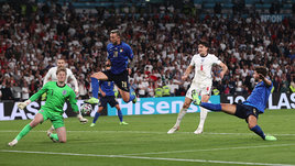 Полтора удара в створ за 120 минут — приговор для Англии. Она ничего не смогла предъявить Италии