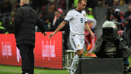 «Когда Черчесова могли уволить, я приезжал в сборную с травмой. А потом он не взял меня на ЧМ не по спортивному принципу». Интервью Глушакова