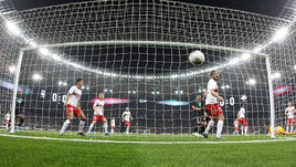 Финал Кубка в феврале, налог на легионеров и повышение доходов. Как голландцы изменят российский футбол