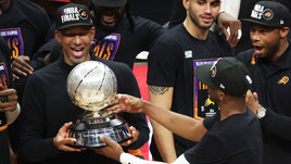 Уильямс — главный герой сезона в НБА. Вытащил «Финикс» со дна и показал, что такое настоящее уважение