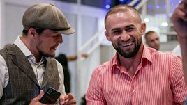 «Я сыт, моя семья сыта. Но здорово подраться, чтобы спасти чью-то жизнь». Проводников возвращается в бокс — ради боя с бойцом ММА Багаутиновым