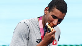 Африканцы жгут в плавании! 18-летний ноунейм победил на 400 м, девушка из ЮАР быстрее Ефимовой почти на две секунды