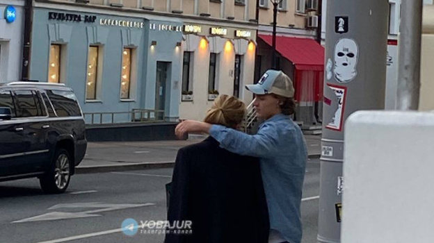 Кирилл Капризов со своей девушкой. Кирилл Капризов со своей девушкой.