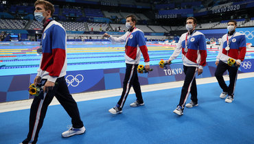 28 июля. Токио. Российские пловцы Иван Гирев, Мартин Малютин, Михаил Довгалюк и Евгений Рылов завоевали серебряные медали в эстафете 4x200 м вольным стилем на Олимпиаде-2020.