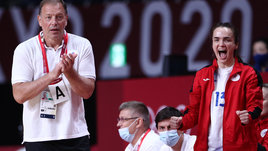 Тень Трефилова и злость Вяхиревой. Колонка Казакова про гандбол