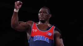 Солдат Фиделя Кастро. Этот кубинец превзошел рекорд великого Карелина