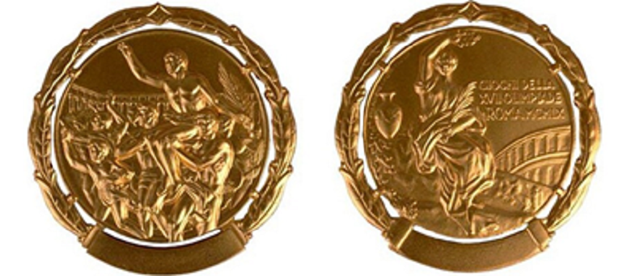 Медаль игр 1960 года в Риме. Фото Olympics Медаль игр 1960 года в Риме. Фото Olympics