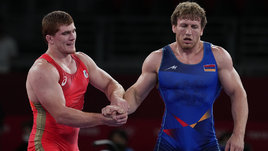 «Надо быть из России, чтобы выиграть». Армянский борец считает, что Евлоев взял золото Олимпиады нечестно