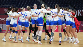 Российский ураган в Токио. Гандболистки убрали Черногорию и теперь ждут Норвегию