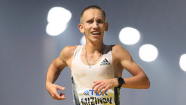 Легкая атлетика на грани провала. Россиянину, боровшемуся за медали в ходьбе, судьи выписали три предупреждения подряд