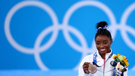 Секретные тренировки помогли Байлз вернуться к выступлениям в Токио. Ради Симоны сделали исключение даже в пандемию