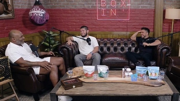 Майк Тайсон, Хабиб Нурмагомедов, Генри Сехудо (слева направо). Майк Тайсон, Хабиб Нурмагомедов, Генри Сехудо (слева направо).