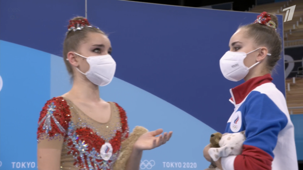 Дина и Арина Аверины. Фото Первый канал Дина и Арина Аверины. Фото Первый канал