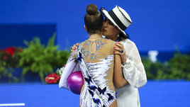 «Девочки выступили достойно, зная, что идут на расстрел». Винер-Усманова вновь уничтожает судейство в Токио-2020