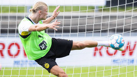 «Холанн тренировался 20 часов в неделю. Спросите наших тренеров, кто столько тренирует?» Колосков — о провале в еврокубках