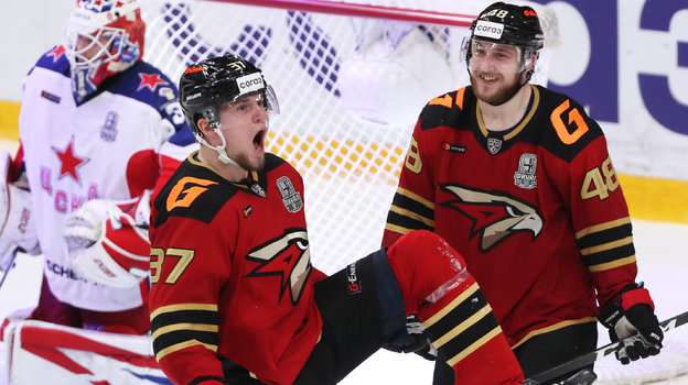 Клим Костин и Рид Буше. Фото Александр Федоров, «СЭ» / Canon EOS-1D X Mark II Клим Костин и Рид Буше. Фото Александр Федоров, «СЭ» / Canon EOS-1D X Mark II