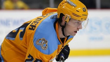 Джош Кестнер.