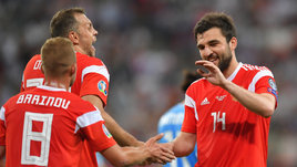 Дзюба закрепощал игроков сборной России. Команде Карпина нужны лидеры