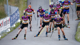 Камикадзе на лыжероллерах. Итальянец слетел с катушек на Кубке мира — и устроил дикий завал