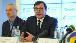 «Мы не та страна, которая может безудержно радоваться серебру». Интервью босса российского волейбола