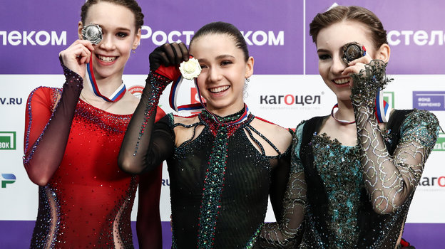 Майя Хромых. Камила Валиева. Дарья Усачева. Фото Дарья Исаева, «СЭ» / Canon EOS-1D X Mark II Майя Хромых. Камила Валиева. Дарья Усачева. Фото Дарья Исаева, «СЭ» / Canon EOS-1D X Mark II