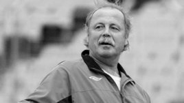 Ванна из шампанского, Гастелло и четыре собаки в приданое. Памяти Юрия Пудышева