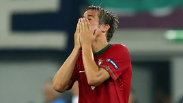 От запрета появляться на базе до исключения из командного чата. Как клубы заставляют футболистов согласиться на трансфер