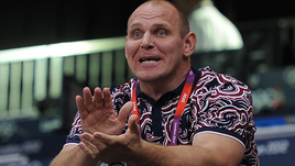 «Свет выключат, и мы с тобой под лестницей один на один». Как Александр Карелин осадил наглого студента