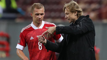 1 сентября. Москва. Россия — Хорватия — 0:0. Валерий Карпин и Дмитрий Баринов.