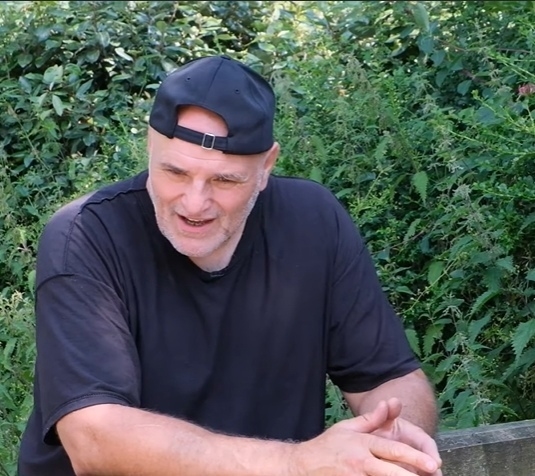 «Лучше ничего не иметь, но не испытывать стресса». «Лучше ничего не иметь, но не испытывать стресса».