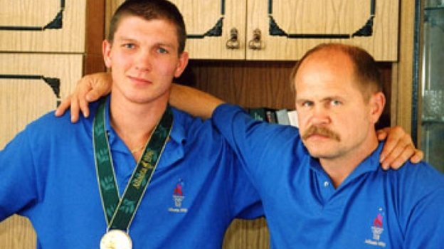 Василий Жиров и Александр Апачинский после победы на Олимпиаде в Атланте. Фото olympic.kz Василий Жиров и Александр Апачинский после победы на Олимпиаде в Атланте. Фото olympic.kz